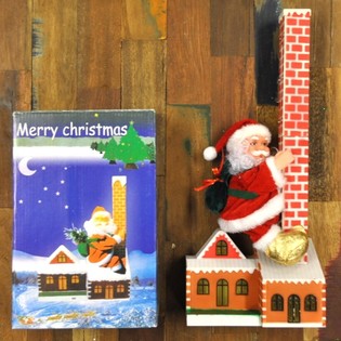 PÈRE NOËL GRIMPE SUR LA CHEMINÉE (2 pcs)