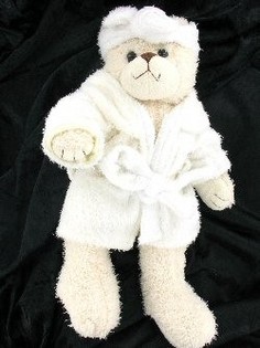 Ours en peluche avec peignoir