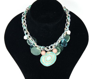 Collier LOOOK Vert (1 pc)