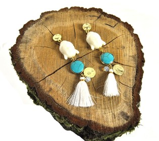Boucles d'oreilles Turquoise / Cr&egrave;me Bouddha (1 pc)