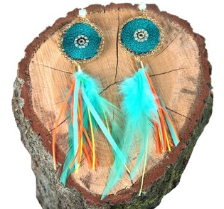 Boucles d'oreilles color&eacute;es style Ibiza (1 pc)