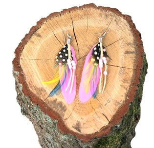 Boucles d'oreilles style Ibiza avec plume - Rose (1 pc)
