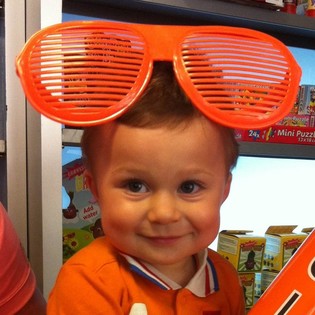 MEGA LUNETTES &Agrave; PERSIENNES ORANGE (Lot de 8)