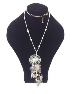 Collier attrape-r&ecirc;ves taupe (1 pc)