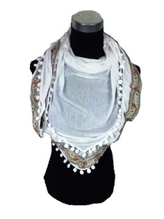 Ch&acirc;le triangulaire blanc &agrave; pompons style Ibiza (1 pc)