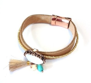 Bracelet marron avec pierre (1 pc)