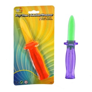 Couteau r&eacute;tractable de farce / Couteau truqu&eacute; sur carte (24 pcs)