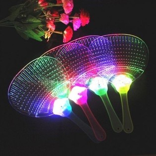 Éventail Lumineux LED en Présentoir (12 pcs)