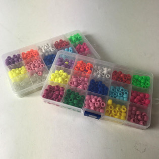 Coffret de perles dans sa boîte de rangement - Couleurs assorties (12 pcs)