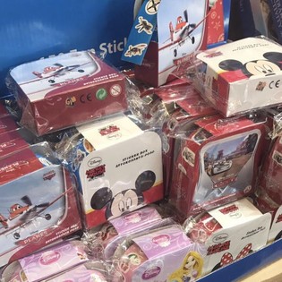 STICKERS DISNEY MIX EN DISTRIBUTEUR (48 pcs)