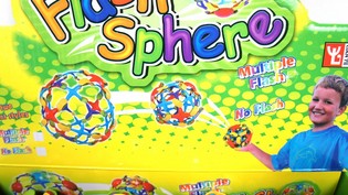Balle Sph&egrave;re Magique Extensible Lumineuse (12 pcs)